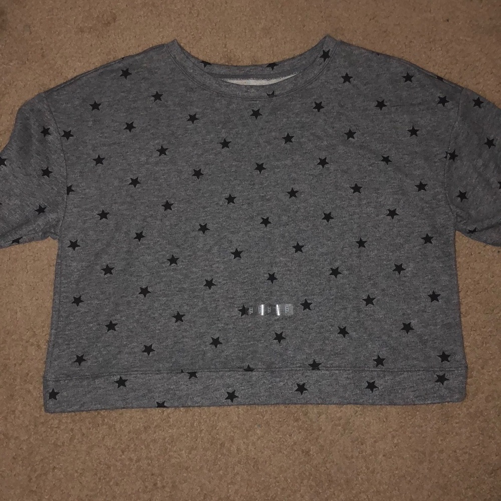 Flirtitude Gray Stars Cropped Tee